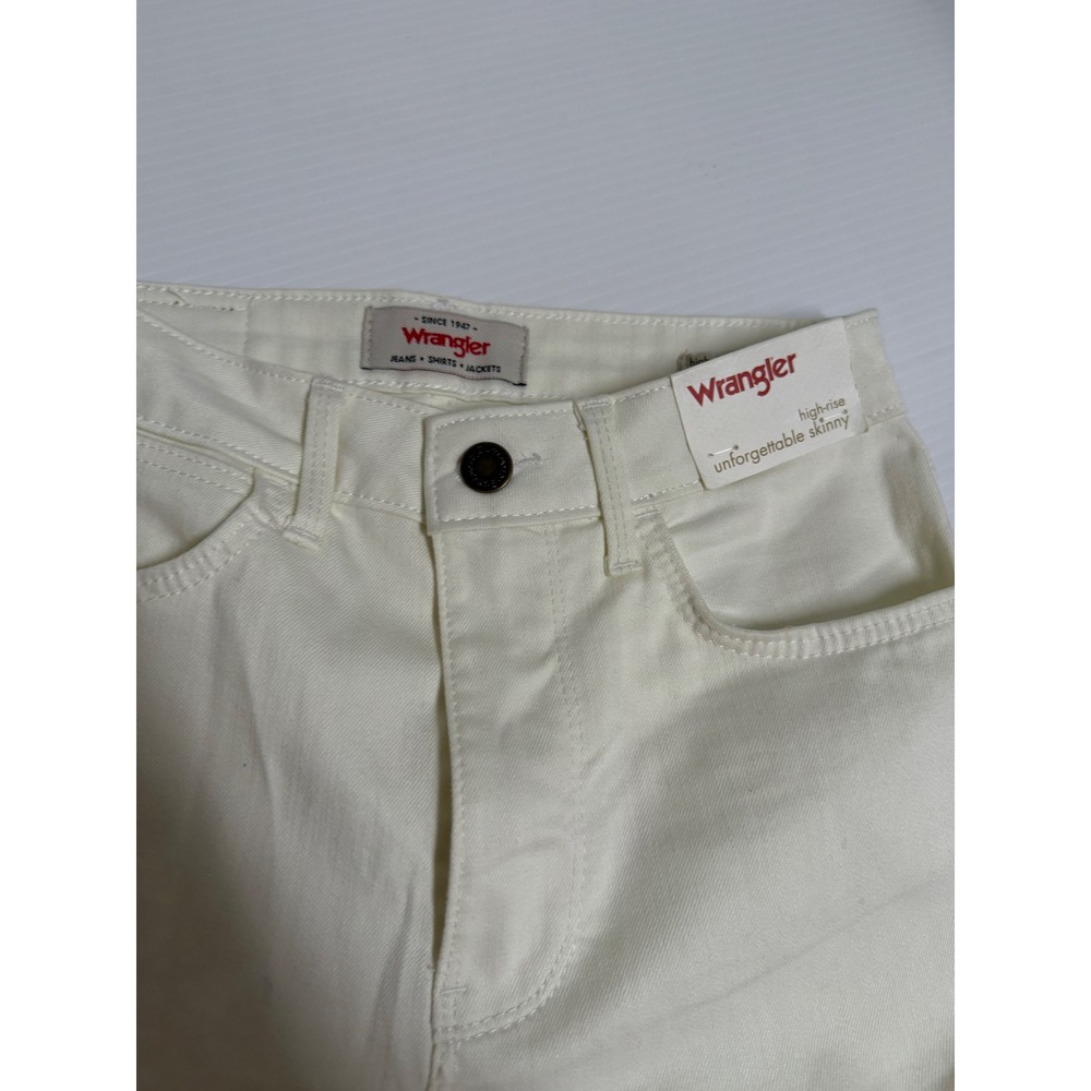 Wrangler Womens High Rise Unforgettable Skinny Jeans White Raw Hem 2/26x28 - Picture 4 of 4